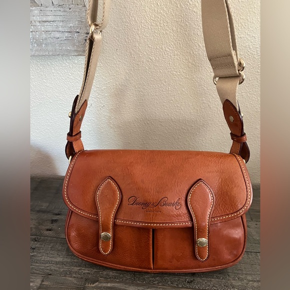 Dooney & Bourke  Bag - Picture 1 of 16